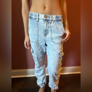 Aeropostale High Rise Cargo Joggers, size S (2-4)